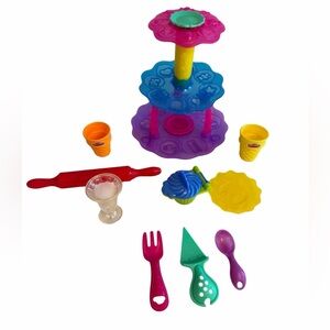 10-piece Play-Doh Sweet Shoppe Cupcake Tower